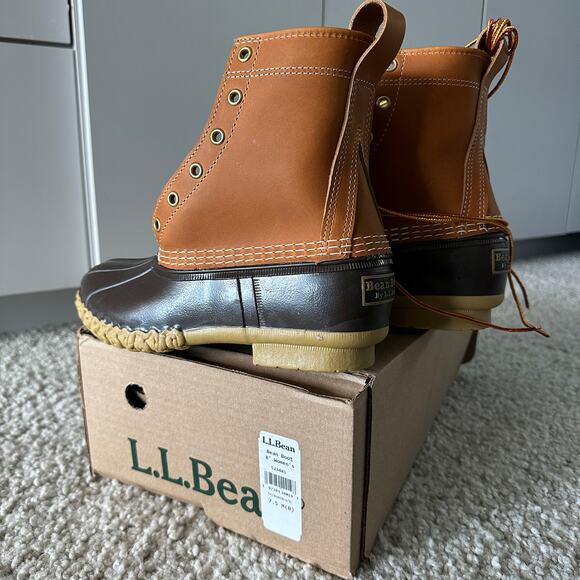 Women's L.L.Bean Boots, 8", Color:Tan/Bean Boot Brown/Gum, Size 7.5M(B), NWT - Picture 3 of 6